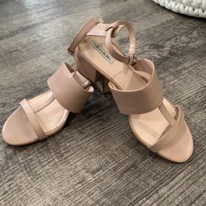 Tahari DSW Worn once for a wedding!